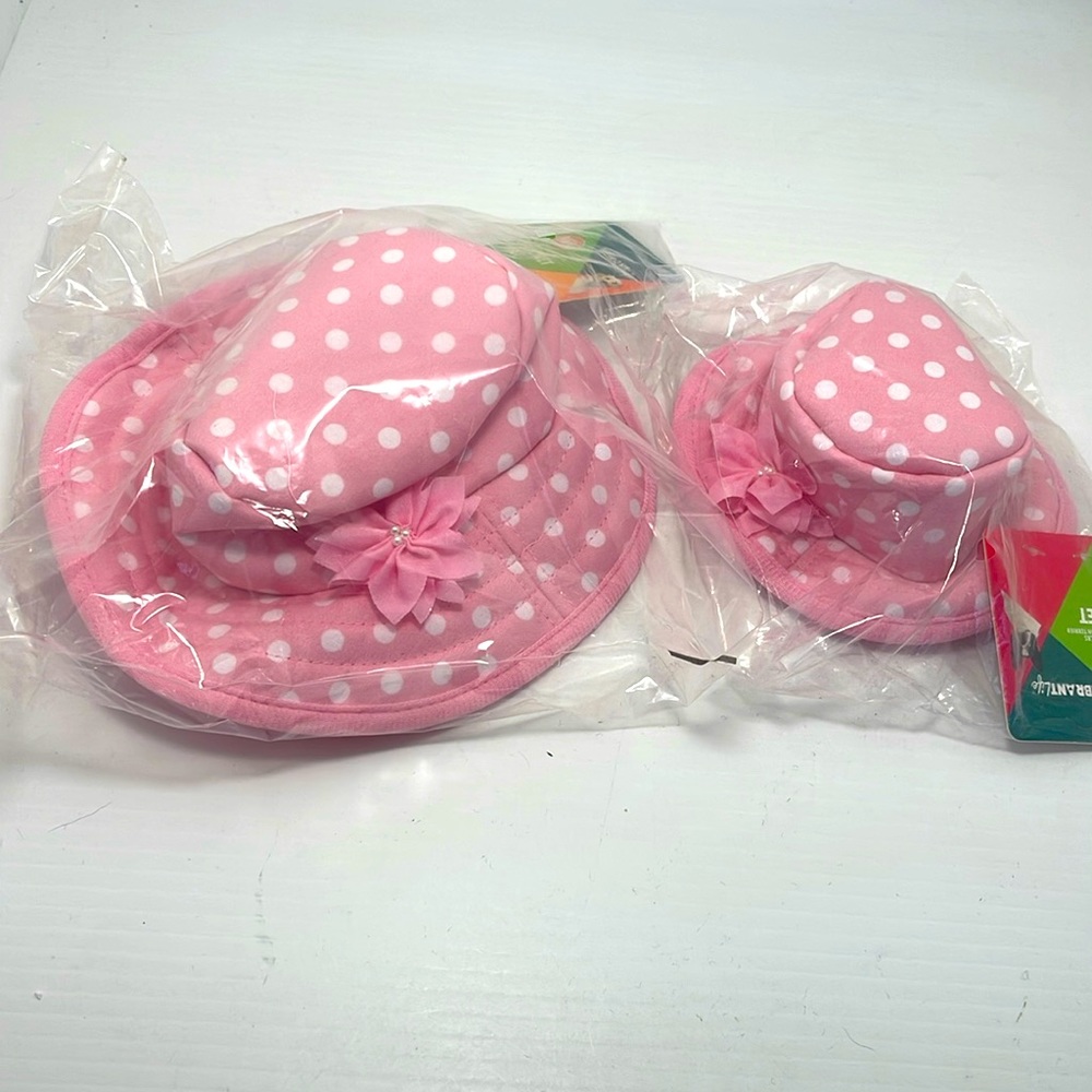 Vibrant Dogs Bucket Hat NWT